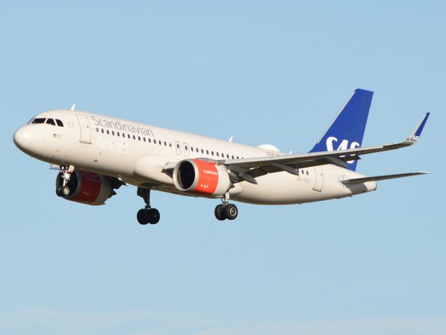 Airbus A320neo (SE-DYC) - Kystvejen RWY22L