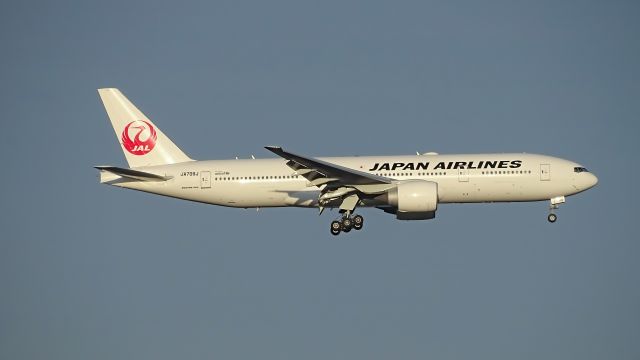 Boeing 777-200 (JA709J)