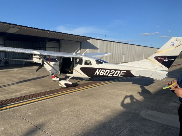 Cessna 206 Stationair (N602DE)