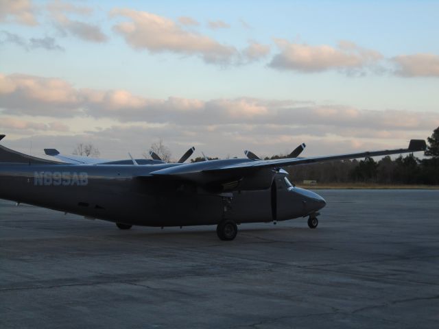 Gulfstream Aerospace Jetprop Commander (N695AB)