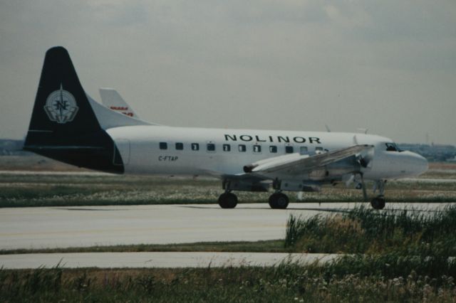 CONVAIR CV-580 (C-FTAP)