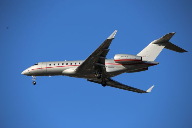 Bombardier Global Express (9H-VJK)