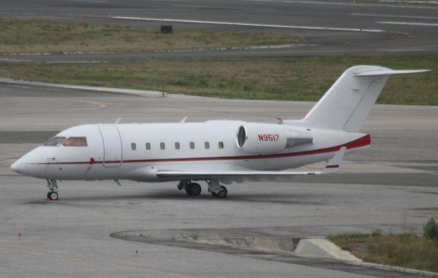 Canadair Challenger (N9517)