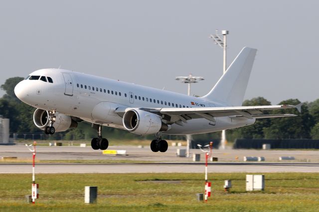 Airbus A319 (EC-MFP)