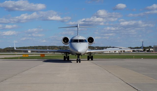 Canadair Regional Jet CRJ-700 (N505AE)