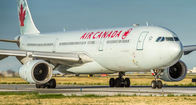 Airbus A330-300 (C-GFAF) - ACA834 taxis to the runway for departure to Montreal