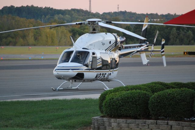 — — - JUSTICE AVIATION LLC / Sitting in front of Rusty Wallaces hangar. Rusty has one just like it (N2RW). - 10/15/10