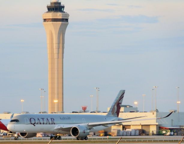 Airbus A350-900 (A7-ALG)