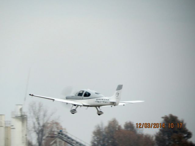 Cirrus SR-22 (N274SR) - Departing Miami Oklahoma for SDF.