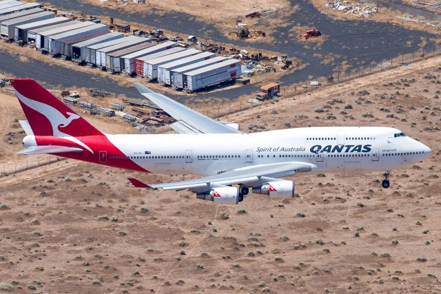 Boeing 747-400 (VH-OEJ) - One more time for Wunala...