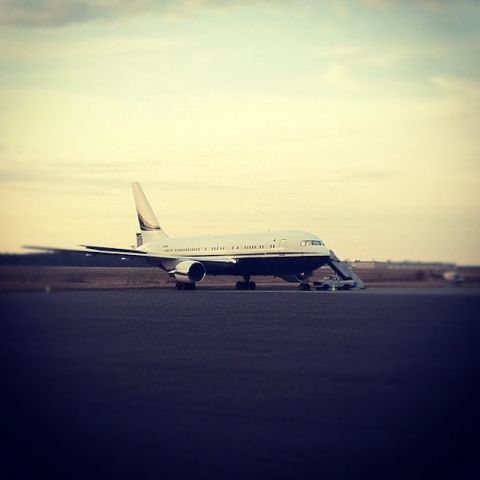 BOEING 767-200 — - Very Nice B767 Business Jet at Midatlantic Jet at KACY