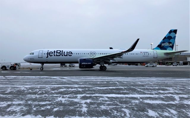 Airbus A321neo (N2086J) - 02/03/21 - early morning snow squall.br /1st upload of this neo