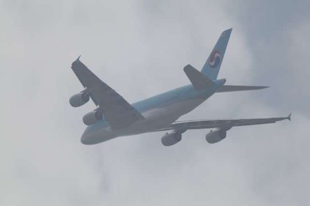 Airbus A380-800 (HL7613) - APPROACHING TO LAX
