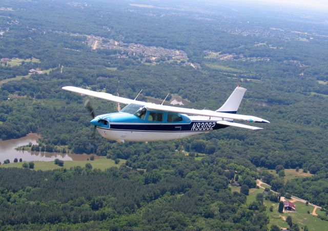 Cessna Centurion (N93092)