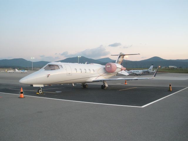 Learjet 60 (N131TR) - Early morning sunrise