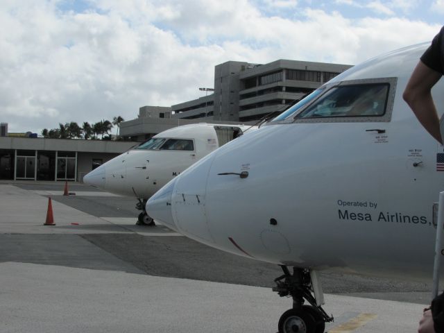 Canadair Regional Jet CRJ-200 —