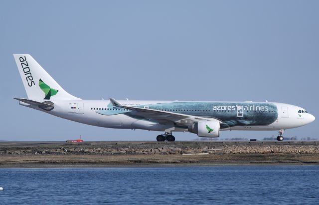 Airbus A330-200 (CS-TRY)