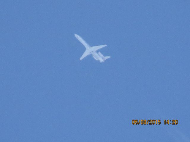 Embraer ERJ-145 (N611AE)