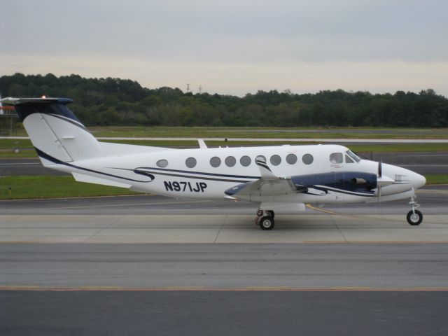 Beechcraft Super King Air 300 (N971JP)