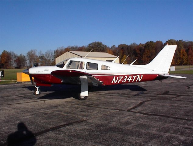 Piper Cherokee Arrow (N734TN)