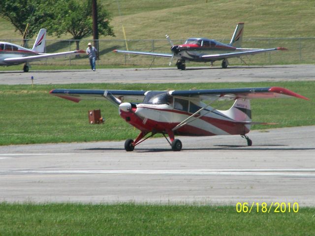 MAULE M-4 Rocket (N40337) - Maule M-4 "The American Dream" taxing to RWY 27R. 