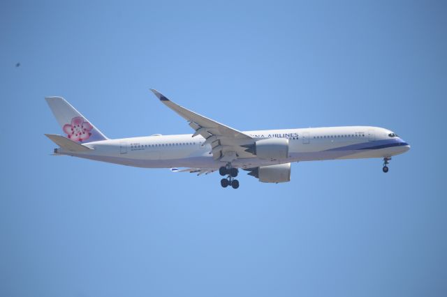 Airbus A350-900 (B-18902)