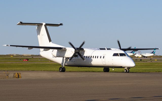 de Havilland Dash 8-300 (C-FIDL)