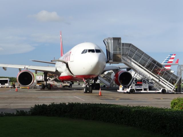 — — - luchthaven Punta Cana