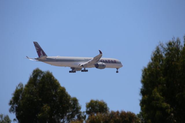 Airbus A350-1000 (A7-ANL)