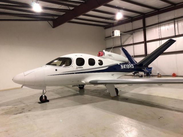 Cirrus Vision SF50 (N418RS)