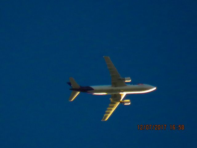 Airbus A300F4-600 (N751FD)