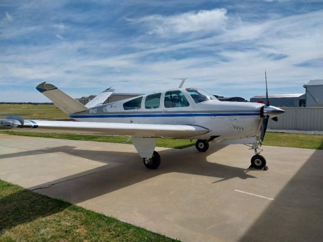 Beechcraft 35 Bonanza (VH-ILY)