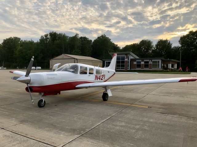 Piper Saratoga (N42979)