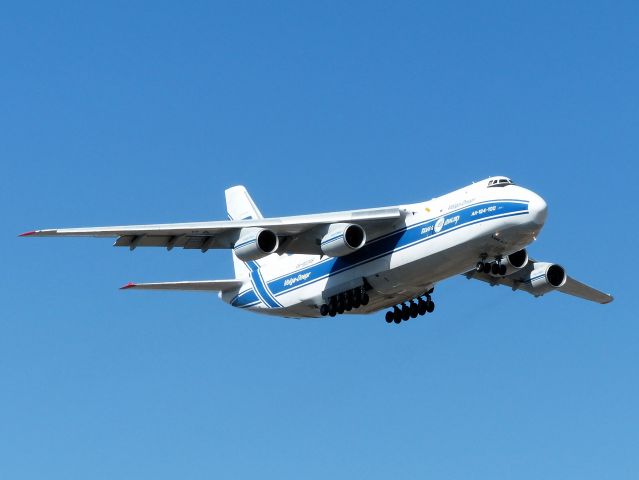 Antonov An-124 Ruslan (RA-82046)