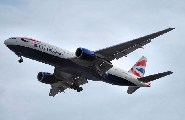 Boeing 777-200 (G-YMMD) - British Airways Boeing 777-236/ER G-YMMD (cn 30305/269)  Las Vegas - McCarran International (LAS / KLAS) USA - Nevada, 6-2-2010 (Time 18:33) Photo: Tomas Del Coro