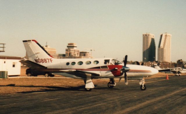 Cessna Conquest 1 (N425EM) - 425-0164, previously N6887F