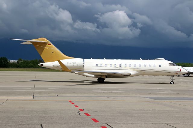 Bombardier Global 5000 (D-ACDE)