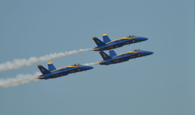 McDonnell Douglas FA-18 Hornet — - Blue Angels during Initial orientation flight practice in Sioux Falls