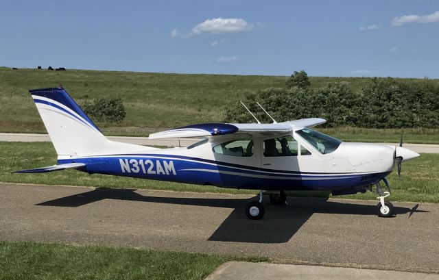 Cessna 177RG Cardinal RG (N312AM)