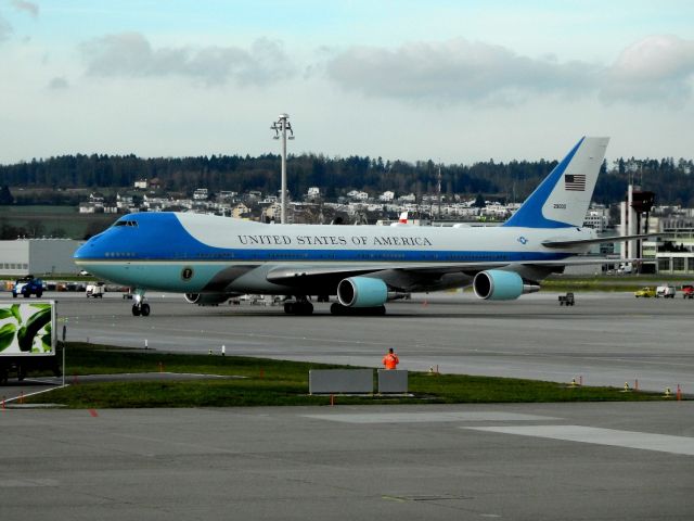 Boeing 747-200 (29000) - Air Force One / Boeing 747-200B / VC-25A