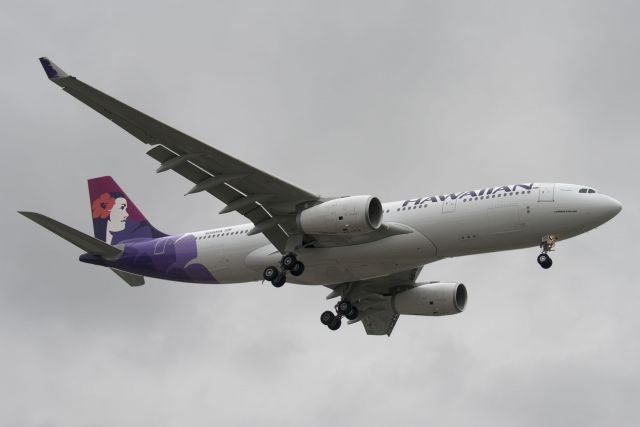 Airbus A330-200 (N390HA) - N390HA  Airbus  A330-243  HAL  KLAX  20130305