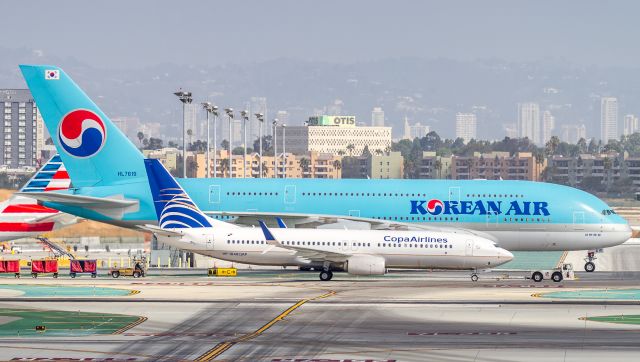 Boeing 737-800 (HP-1848CMP)