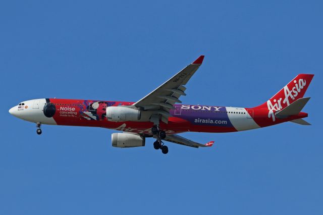 Airbus A330-300 (9M-XXJ) - "Noise Cancelling-Sony" livery