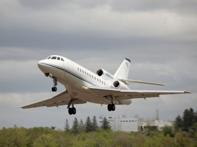 Dassault Falcon 900 (N920DB)