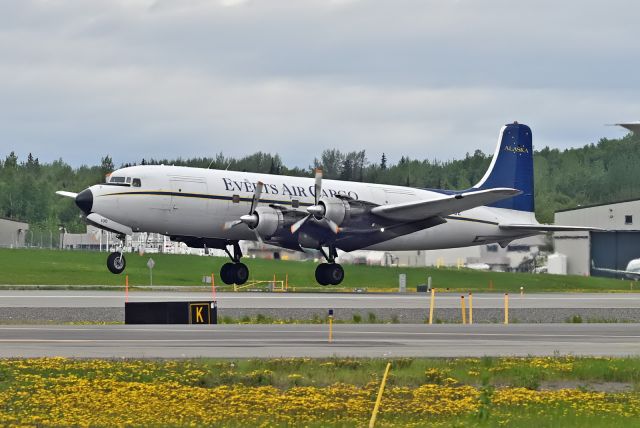 Douglas DC-6 (N100CE)