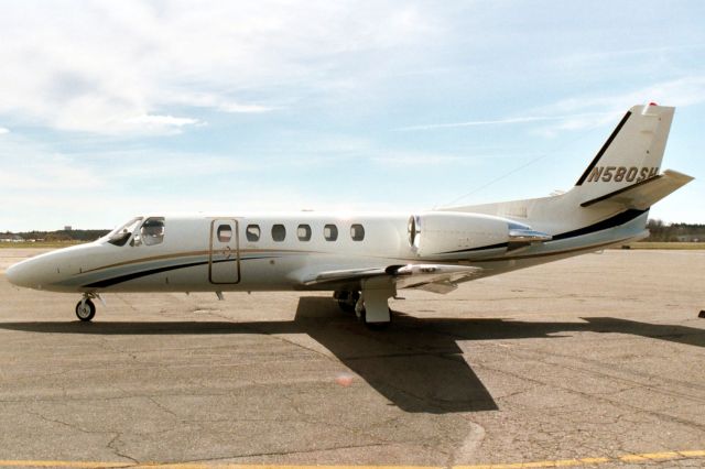 Cessna Citation II (N580SH) - Seen here on 14-Apr-02.  Reregistered C-GLGB 20-Mar-06 then C-GGQF 4-Apr-11.