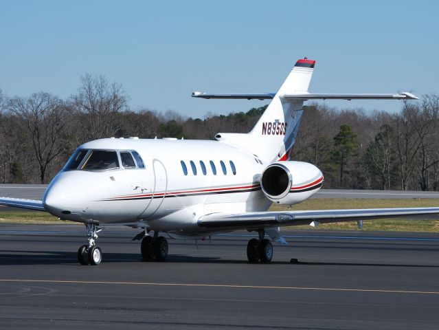 Hawker 800 (EJA895) - at KJQF - 1/18/13