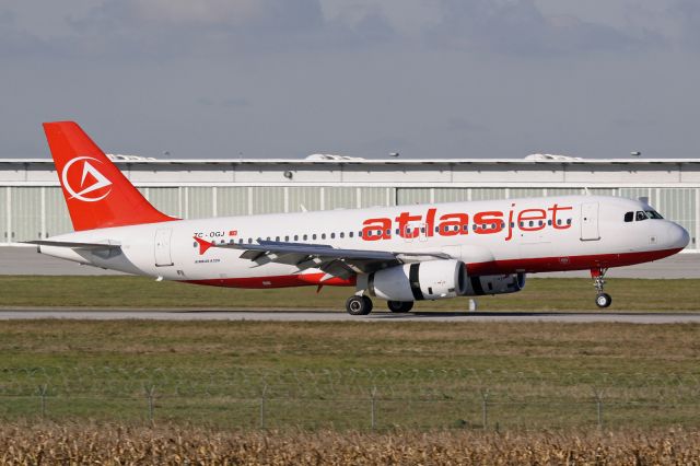 Airbus A320 (TC-OGJ)