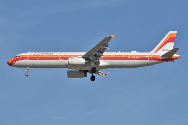 Airbus A321 (N582UW) - PSA Heritage Jet. Six day's out of the paint shop, replacing N742PS. Shown arriving from CLT on 23-R 09-20-23.