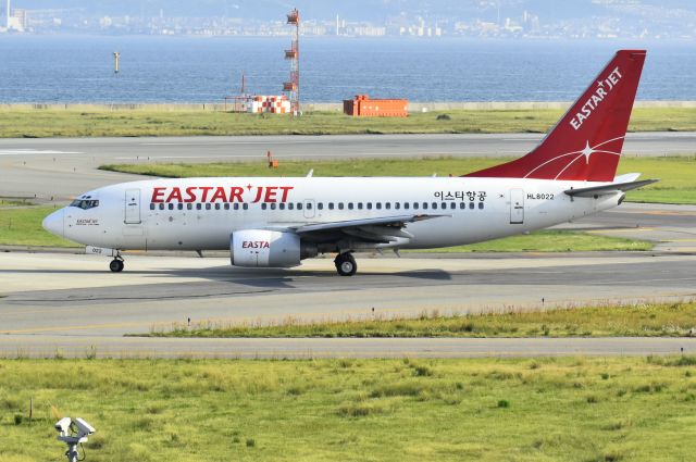 Boeing 737-700 (HL8022)